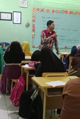 Di SD Muhammadiyah Benjeng, Pondok Ramadan Jadi Sarana Ibadah Siswa